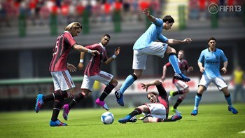 FIFA13_PC_Antonini_clean_tackle_WM